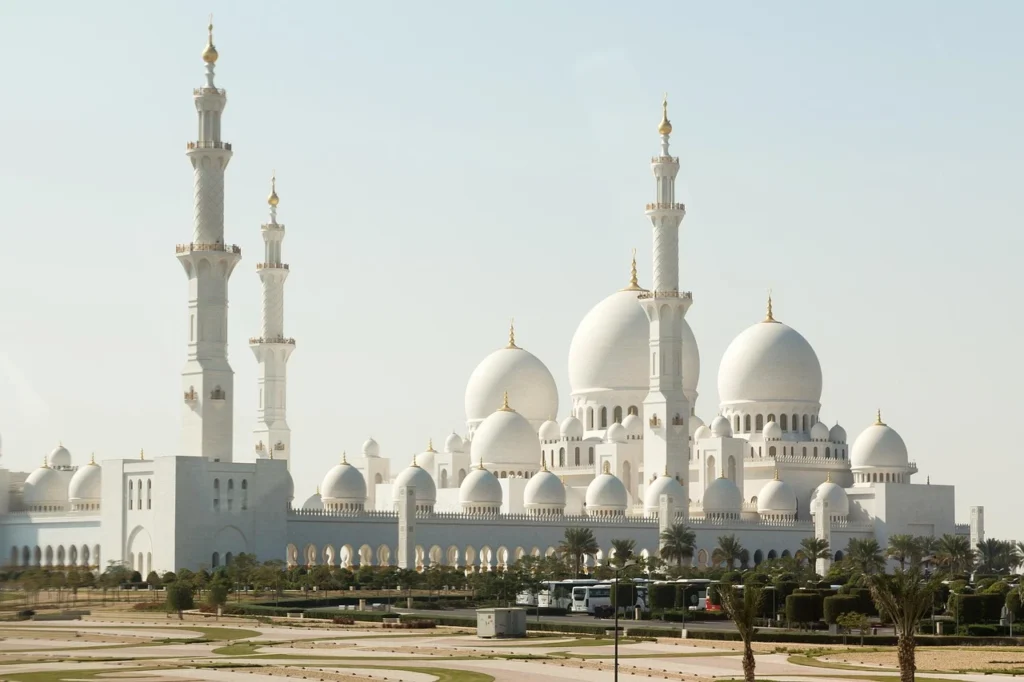 Sheikh Zayed Grand Mosque – Abu Dhabi 7 sheikh zayed mosque 6686295 1280